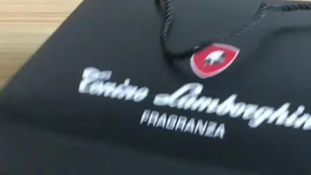 Heißer Verkauf Individuell Bedruckte Luxus Schwarz Verpackung Karton Parfüm Verpackung Schuhe Kleidung Shopping Geschenk